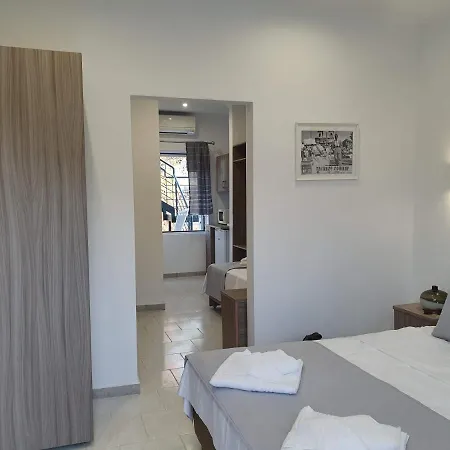 Hara Hotel 2*